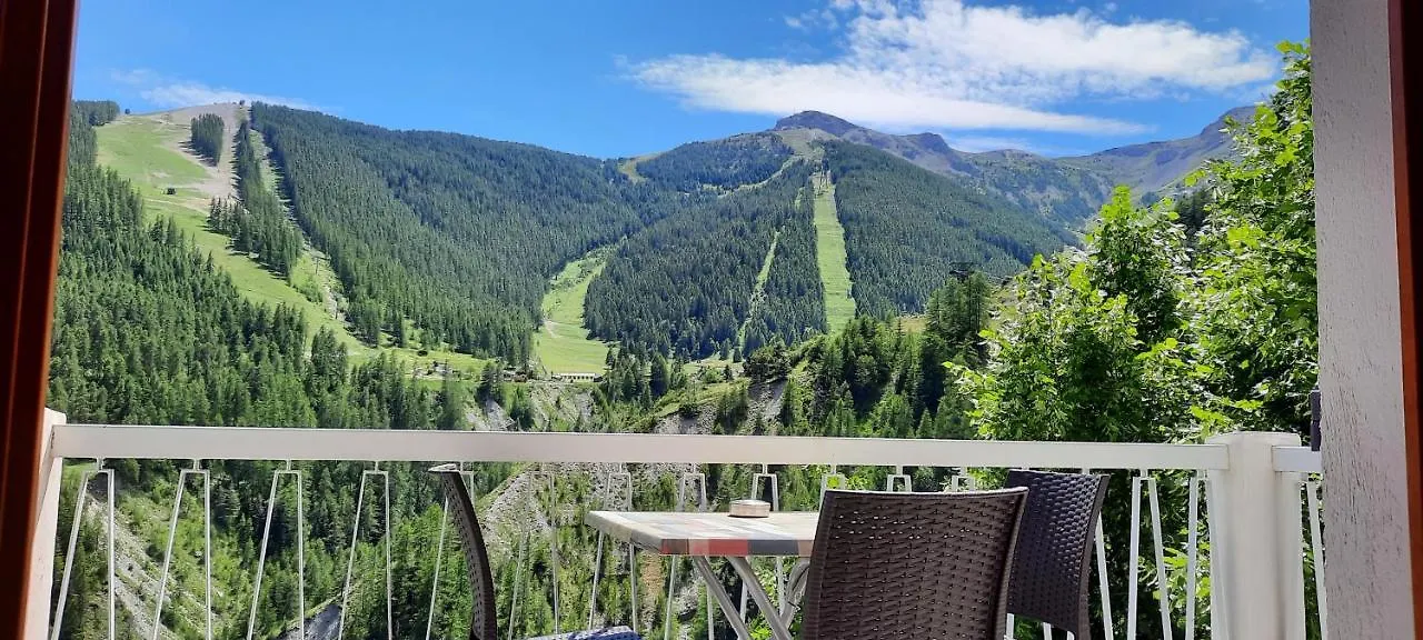 Hôtel Chastellares Auron